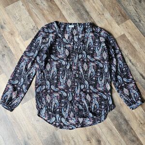 Attbetine vintage made in usa V neck paisley pattern blouse. Tag size xs, but...